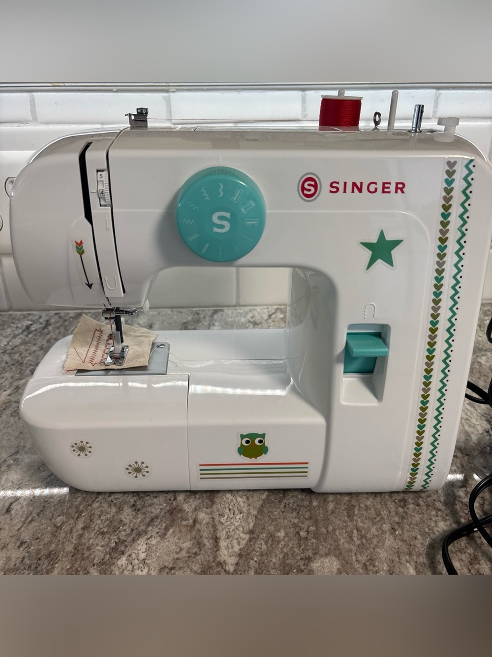 SINGER | Start 1234 Portable Sewing Machine-6 Built-in Stitches, Accessories EUC